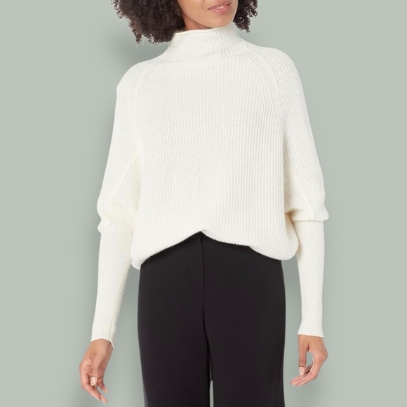 Club Monaco Emma Cashmere Sweater - Picture 6 of 16